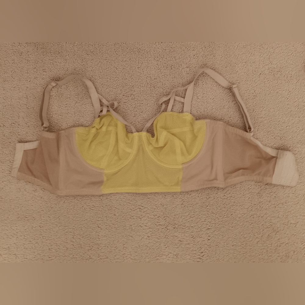 Wolf & Whistle Neon Yellow/Green Mesh Bra with Cutouts 30F